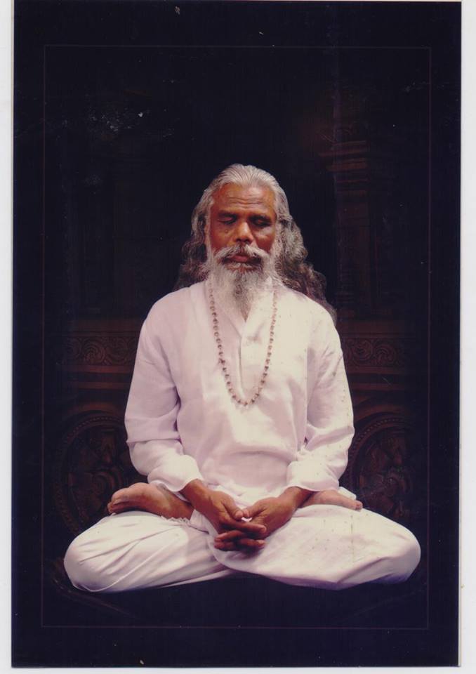 Je vous présente Yogi Shri Ramalingam mon maître yoga en Inde